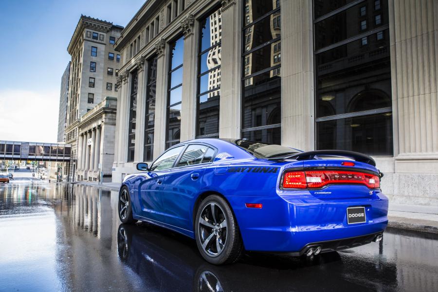  Dodge Charger Daytona 2013 года  (фото 22 из 30)